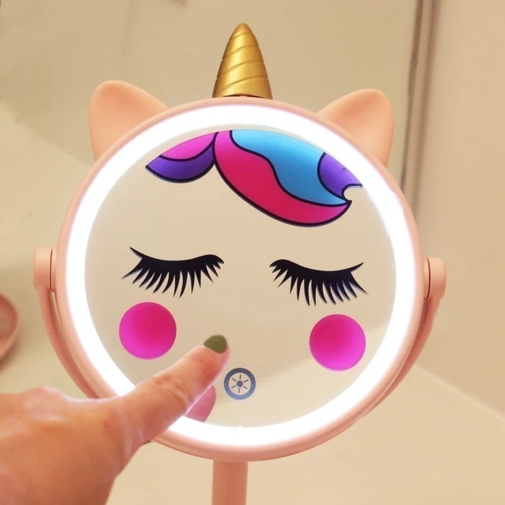 Last One! 🌸 New Love Ellie LED Lighted Unicorn Mirror Pink - Picture 5 of 9